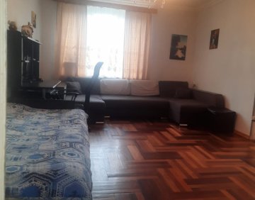 იყიდება 3 ოთახიანი ბინა