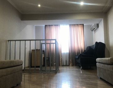 ქირავდება სტუდიოს ტიპის ბინა