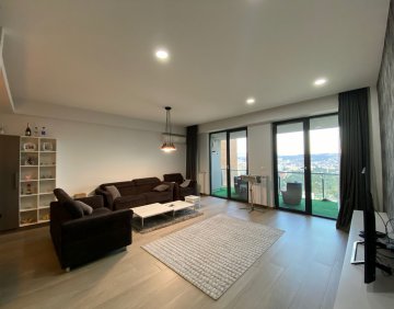For sale 4 room flat