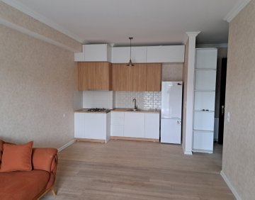 Сдаётся 2 Комнатная квартира