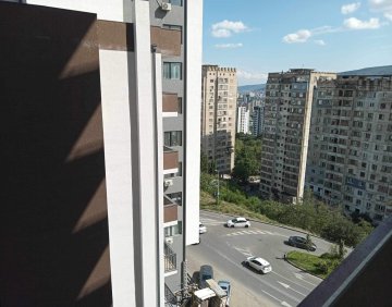 ქირავდება 3 ოთახიანი ბინა