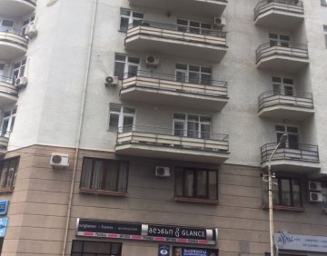 ქირავდება 3 ოთახიანი ბინა