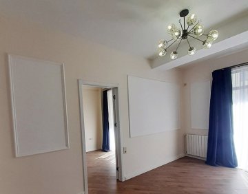Продается 3 Комнатная квартира