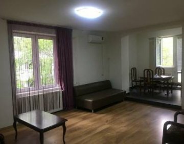 ქირავდება 4 ოთახიანი ბინა
