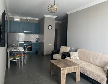 Сдаётся 2 Комнатная квартира