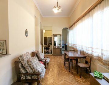 ქირავდება 3 ოთახიანი ბინა