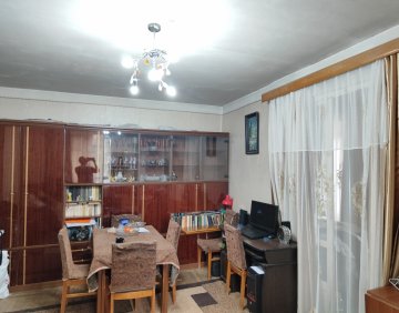იყიდება 1 ოთახიანი ბინა