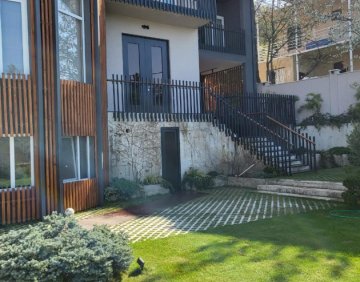 Сдаётся 600 м дом