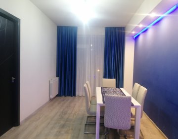 ქირავდება 3 ოთახიანი ბინა