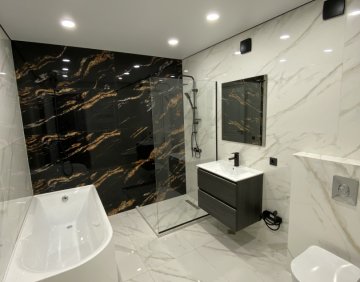 For sale 5 room flat