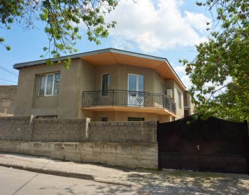 For sale 226 m² house