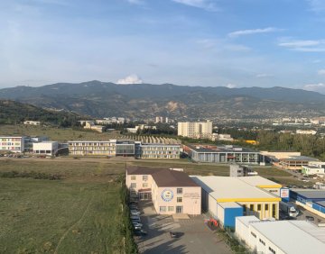 იყიდება 3 ოთახიანი ბინა