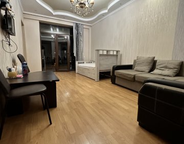 For rent Studio type flat