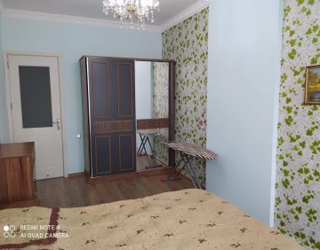 Сдаётся 2 Комнатная квартира