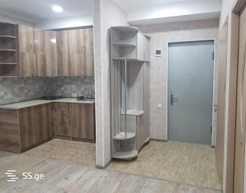 ქირავდება 2 ოთახიანი ბინა
