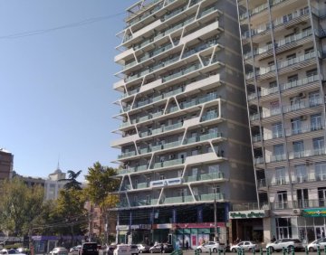 ქირავდება 2 ოთახიანი ბინა