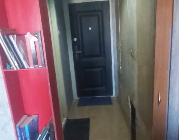 იყიდება 2 ოთახიანი ბინა
