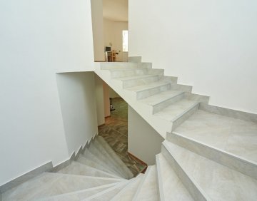 For sale 234 m² house
