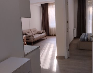 ქირავდება 2 ოთახიანი ბინა