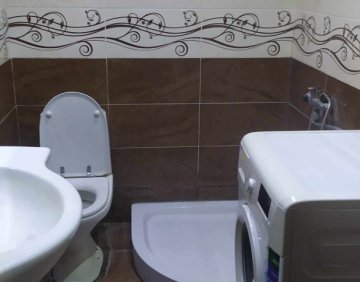 For rent 250 m² house
