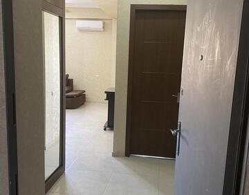იყიდება 2 ოთახიანი ბინა