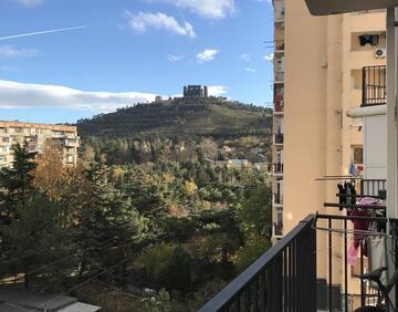 იყიდება სტუდიოს ტიპის ბინა