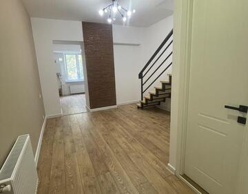 For sale 4 room flat