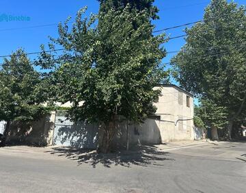 For sale 448 m² house
