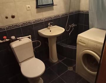 For rent 5 room flat