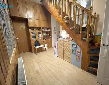 For sale 6 room flat