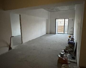 For sale 4 room flat