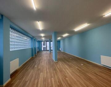 For sale 115 m² commercial premise