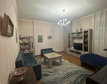 Продается 3 Комнатная квартира