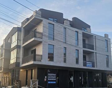 For sale 4 room flat