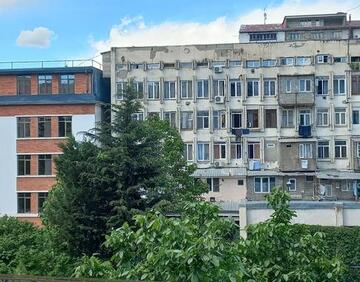 For sale 5 room flat