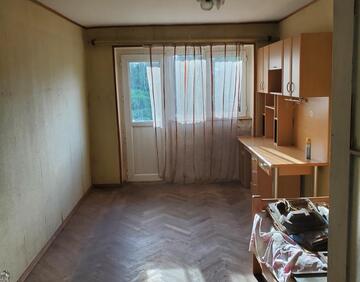 For sale 4 room flat