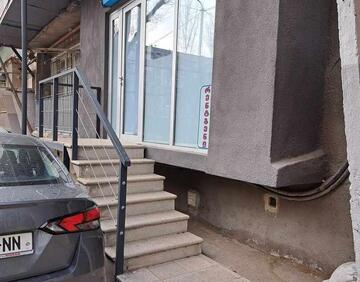Продается 82 м коммерческая помещения