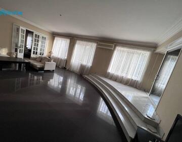 For sale 5 room flat