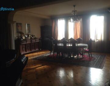 For sale 1000 m² house