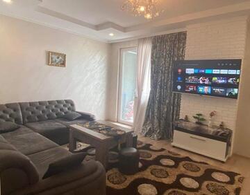 For sale 4 room flat