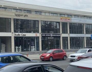 For rent 103 m² commercial premise