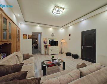 For sale 4 room flat
