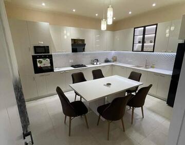 For sale 500 m² house