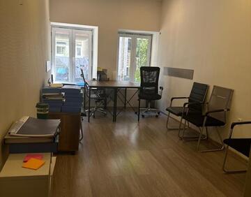 For rent 65 m² commercial premise