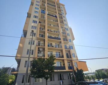 Продается 3 Комнатная квартира