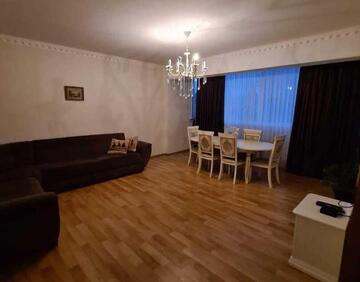 For sale 5 room flat