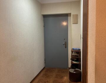 Продается 2 Комнатная квартира
