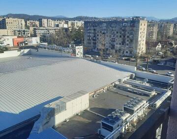 ქირავდება 3 ოთახიანი ბინა