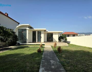For sale 700 m² house