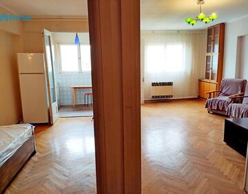 Продается 2 Комнатная квартира
